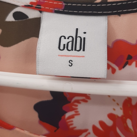 Cabi Hibiscus Floral Sleeveless Blouse #55… - Picture 9 of 10